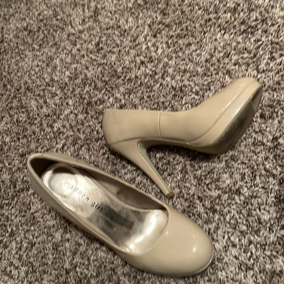 Very nice - Picture 3 of 3